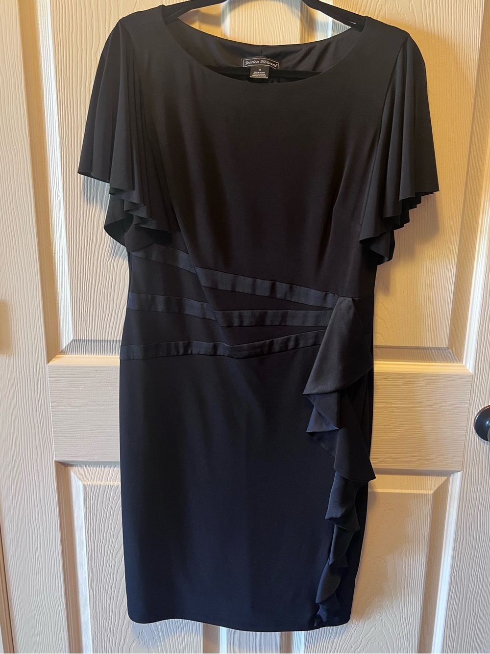Jessica Howard Black Ruffle Cocktail Dress Size 14 Elegant Flutter Sleeve Sheath - Picture 3 of 10